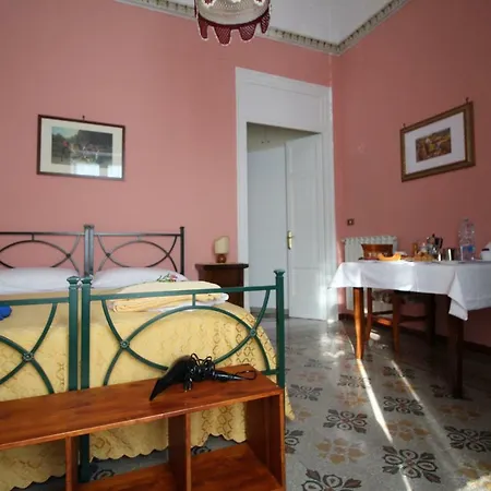 Castiglione Couette-café
